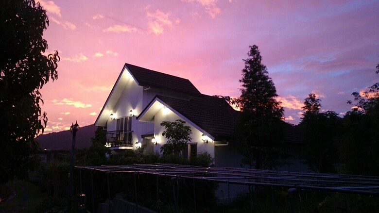 Bed & Breakfast Beauty Spring And Harvest B And B