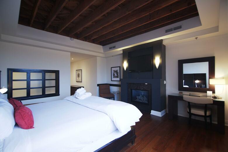 Hotel Sterling Inn & Spa