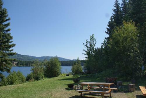 Lodge Lac Des Roches Resort