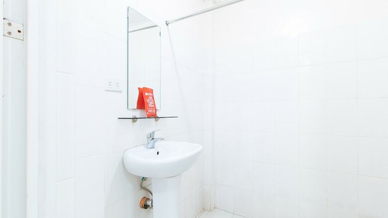 Hotel Reddoorz Near Pasay Taft