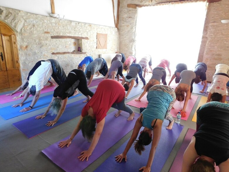 Hotel La Roane Yoga & Creativity Center