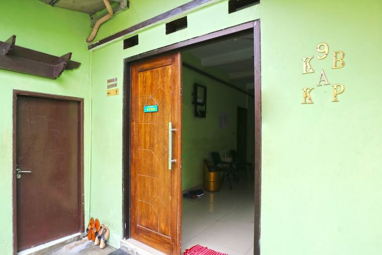 Hostal Kabin Kapsul Kayu Jati I - Hostel