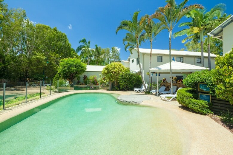 Noosa Entrance Waterfront Resort