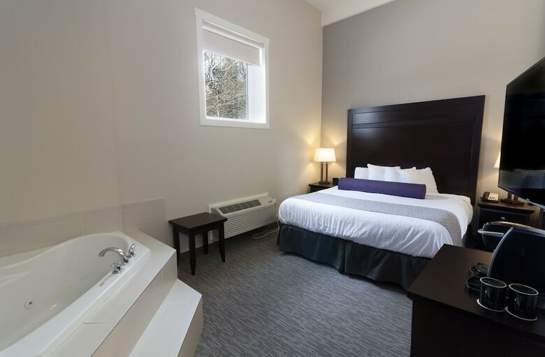 Hotel The Kanata By Bcminns Blairmore