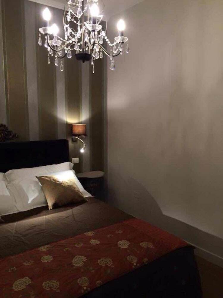 Hotel La Rocca Guest House & Spa