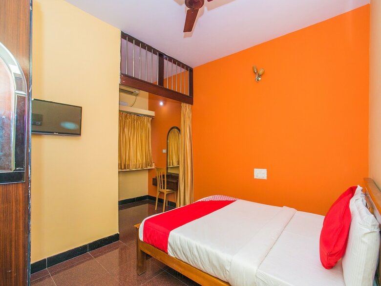 Hotel Oyo 16896 Priyanka Residency
