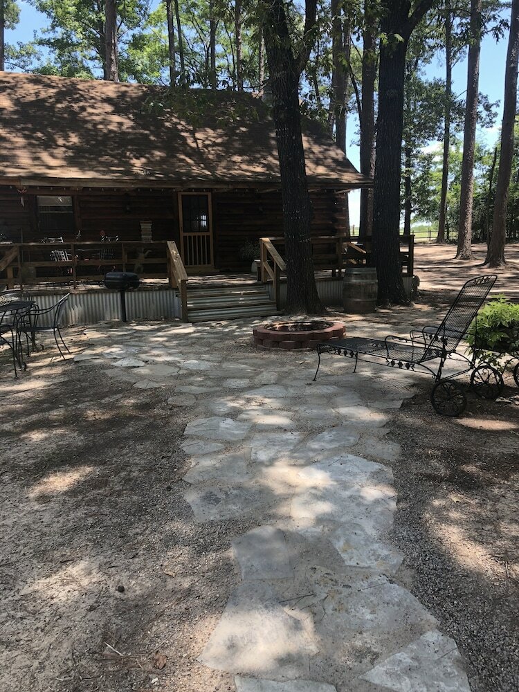 Cora's Cabins