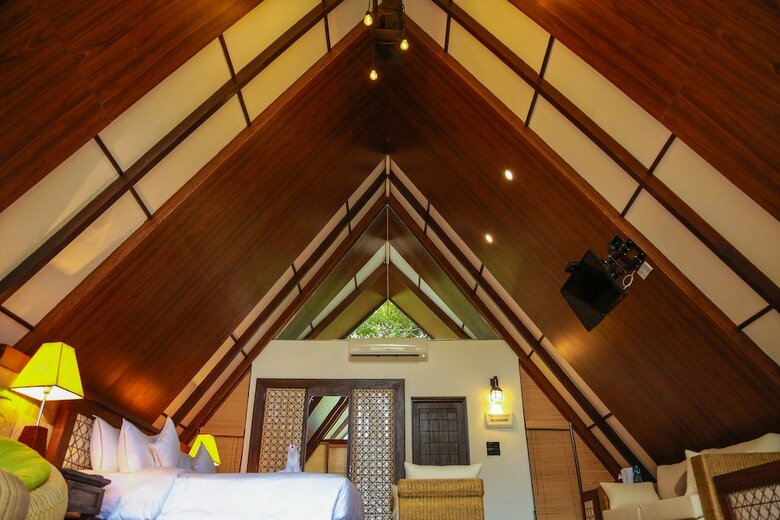 Hotel Liyya Water Villas