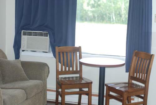 Tantramar Motel