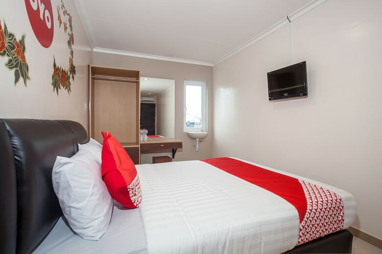 Hotel Oyo 134 Lg Residence