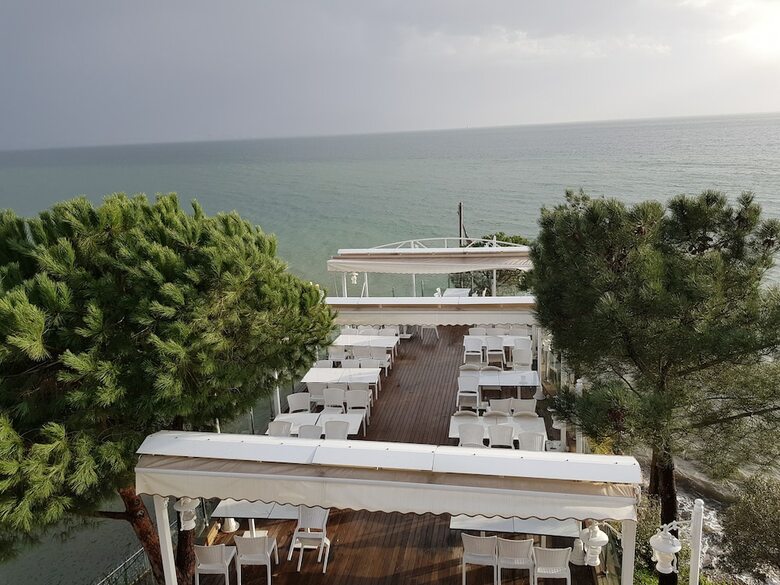 Hotel Serdivan Konak Otel Narli Tesisleri