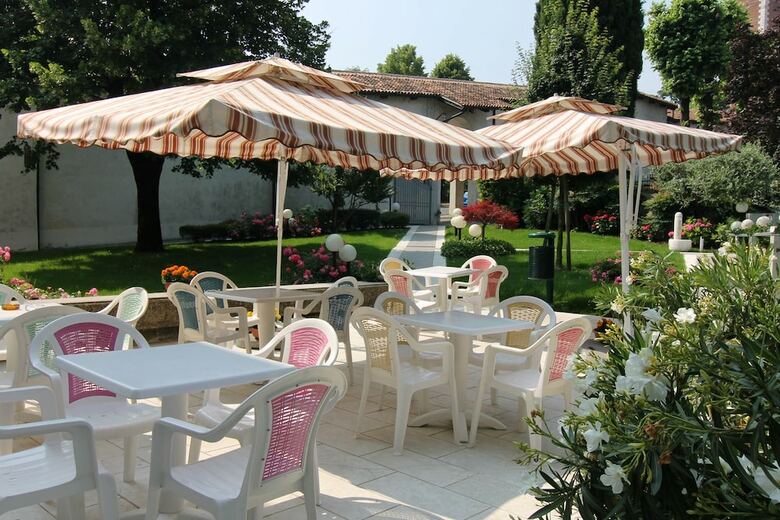 Hotel Albergo San Raffaele