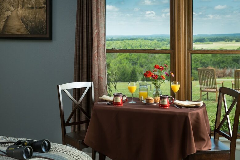 Bed & Breakfast Cedar Crest Lodge