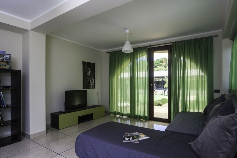 Agroturismo Tenuta Santa Tecla