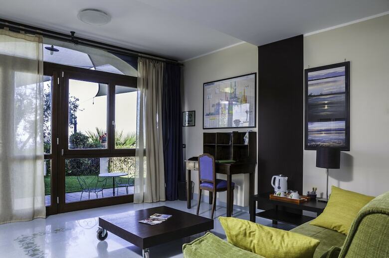 Agroturismo Tenuta Santa Tecla
