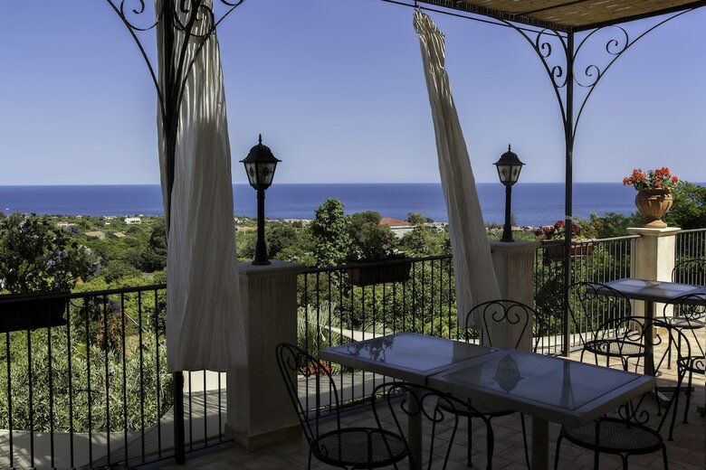 Agroturismo Tenuta Santa Tecla