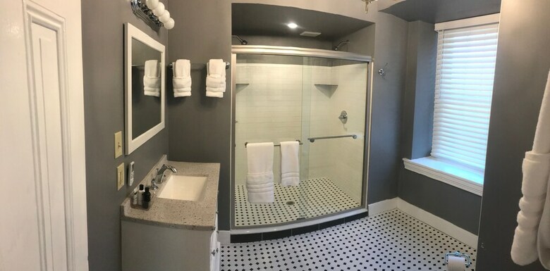 Hotel Stottsville Inn