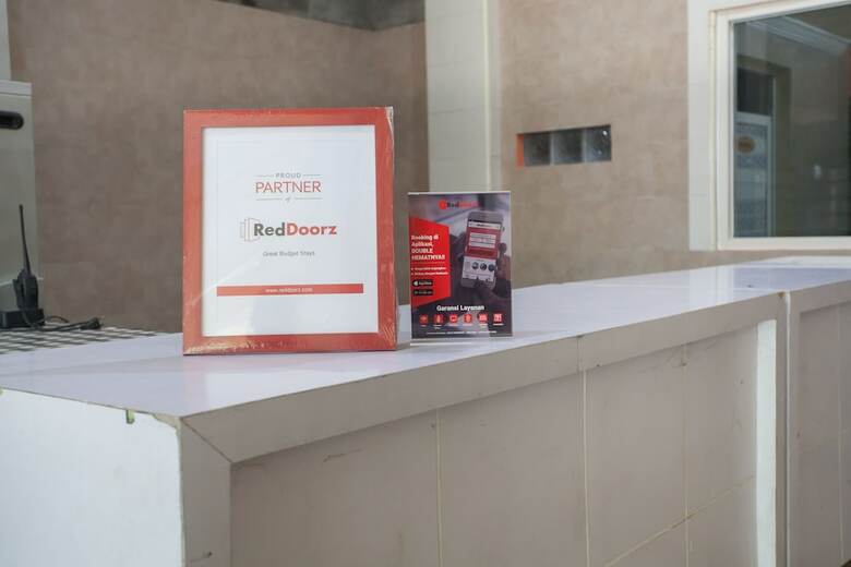 Hotel Reddoorz @ Sedati
