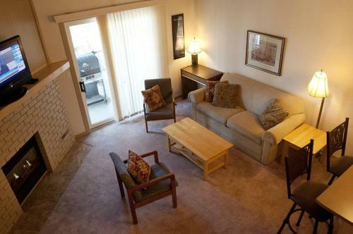 Apartamento Innwest Kirkwood Inn