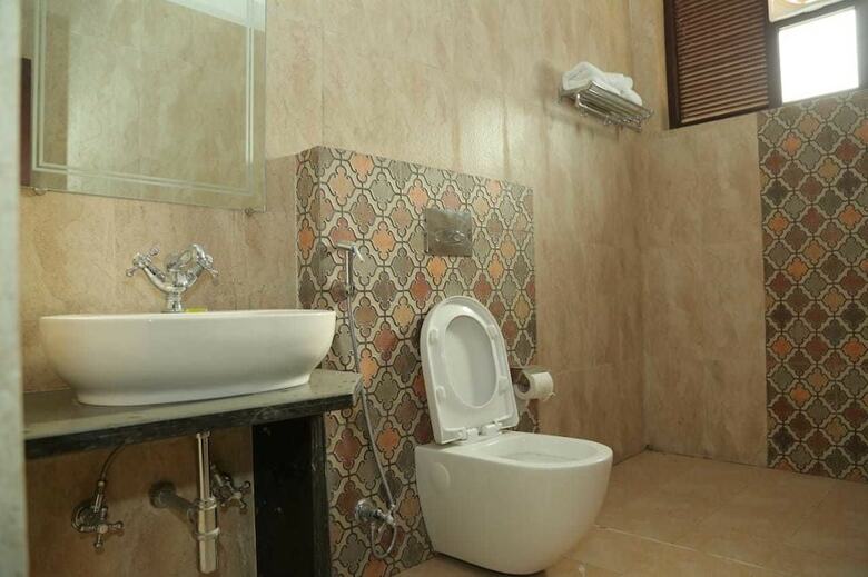 Hotel Rasik Priya Resort