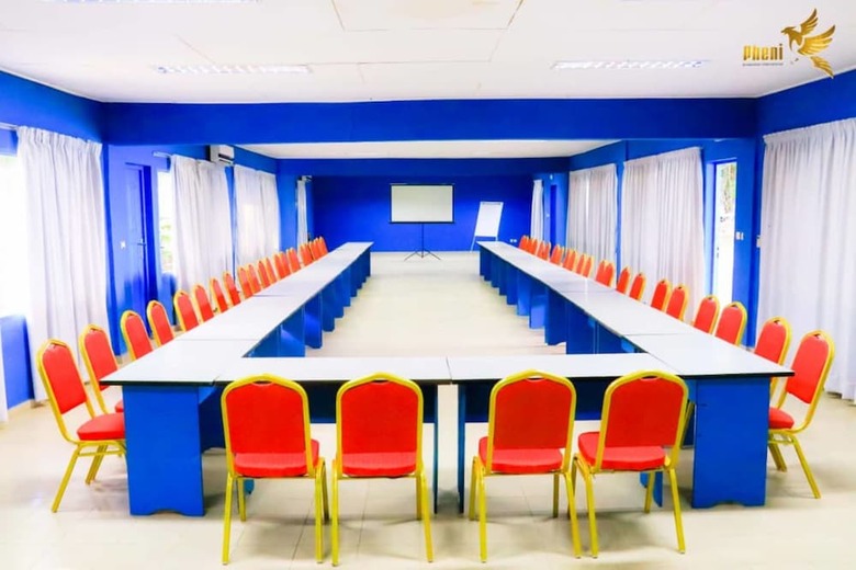 Hotel Complexe H�telier Food And Business