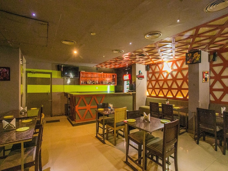 Hotel Oyo 16568 Bhagini Residency