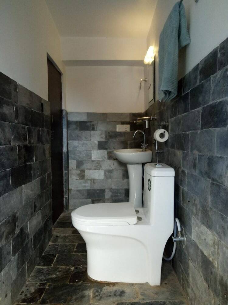 Hostal Good Hotel And Resort