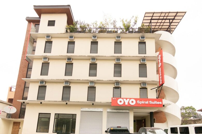 Hotel Oyo 108 Spiral Suites
