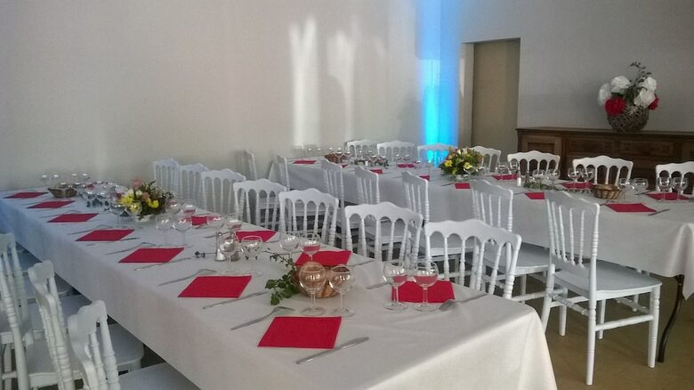 Hotel Le Caf� Des Fleurs Chambres D'h�tes