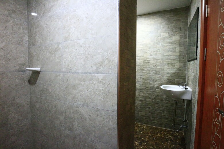 Hotel You House Residence
