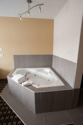 Hotel Western Star Inn & Suites Redvers