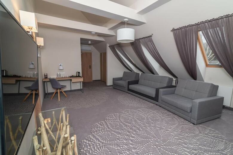 Bed & Breakfast Go?ciniec Folwark Nadawki