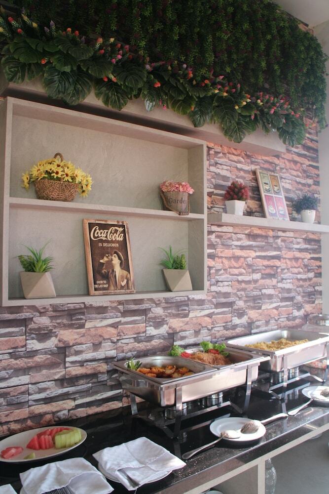 Hotel Voxstay Karawang