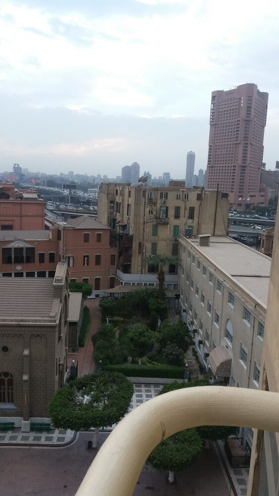 Grand Palace Hotel