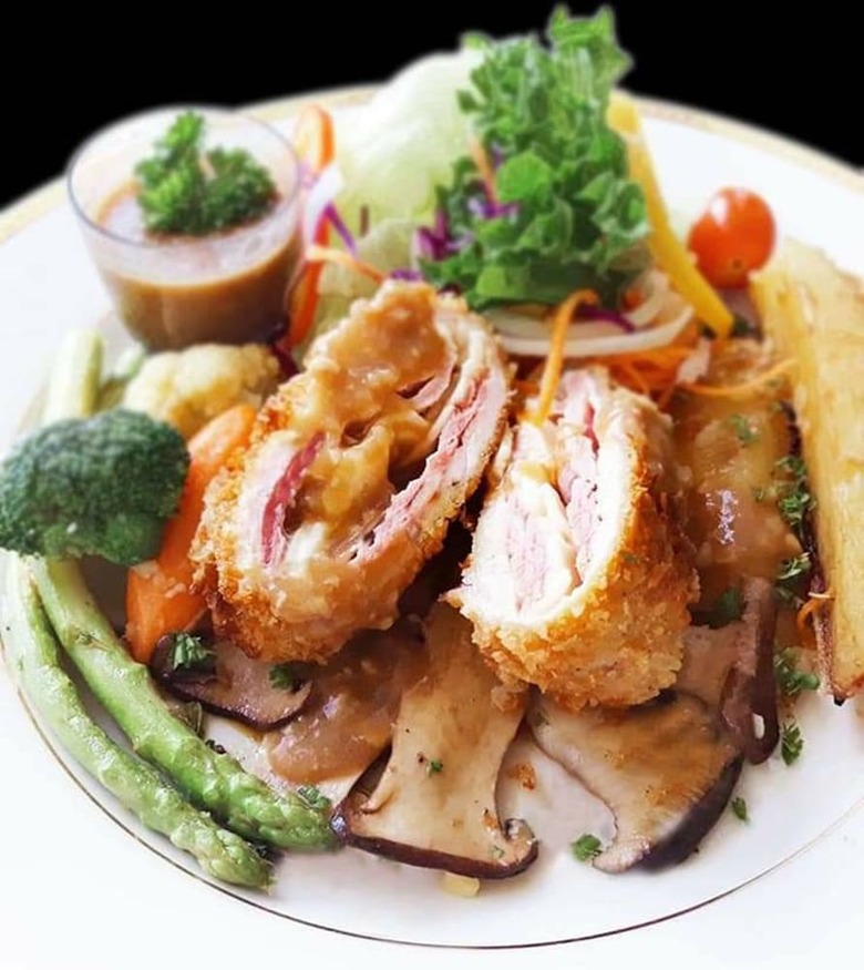 Hotel Saneh Maechan Coffee Home