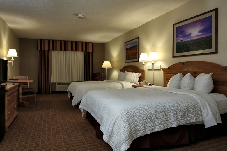 Hotel Lancaster Inn And Suites