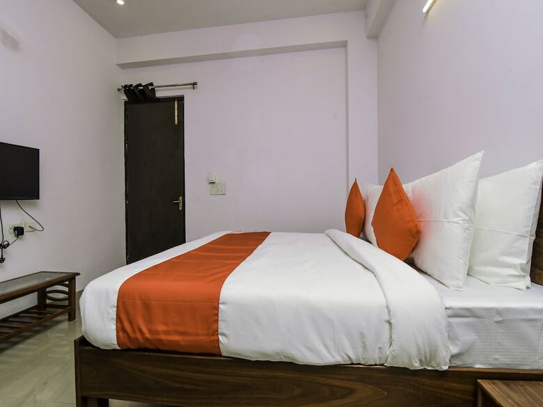 Hotel Oyo 20031 Flagship Jaypee Hospital