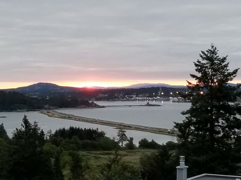 Victoria Ocean View B&B House