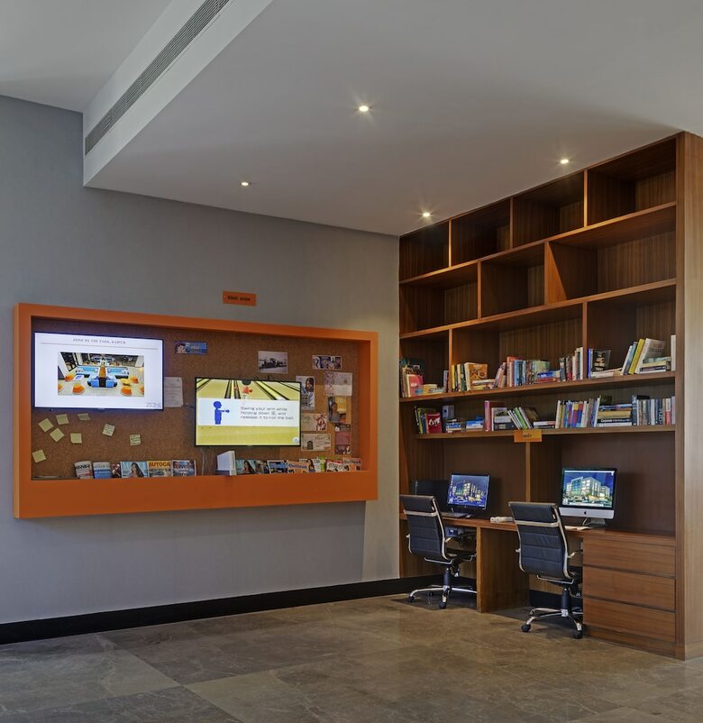 Hotel Zone By The Park Jammu