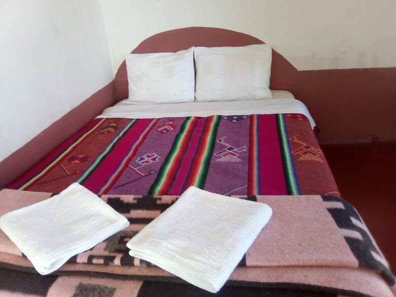 Hotel Luquina Homestay