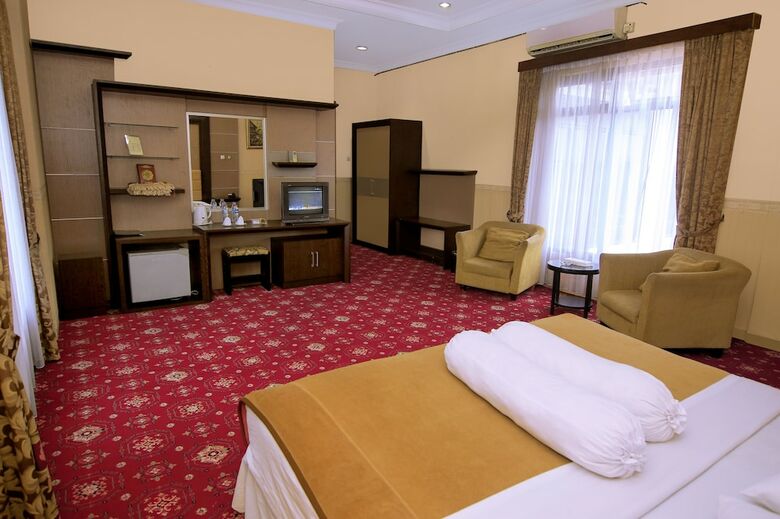 Hotel Hakmaz Taba Syariah Lubuk Linggau