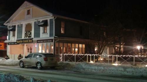 Posada Kettle Creek Inn