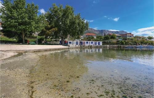 Two-bedroom Apartment In Kastel Sucurac