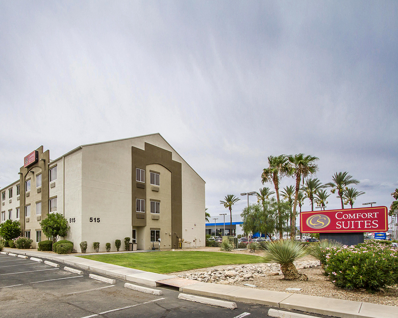 Hotel Comfort Suites At Tucson Mall