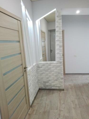 Apartment On Kryvorizhstal Street 35