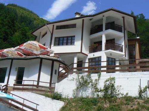 Fisherman's Hut Hotel