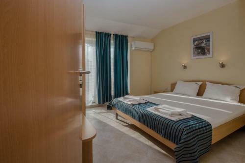 Hotel Briz