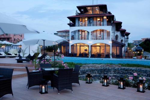 Relax Hotel
