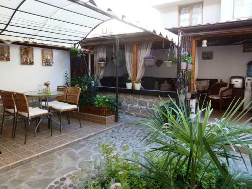 Hostal Guest House Maggy