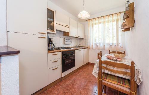 Holiday Home Siritovci 04
